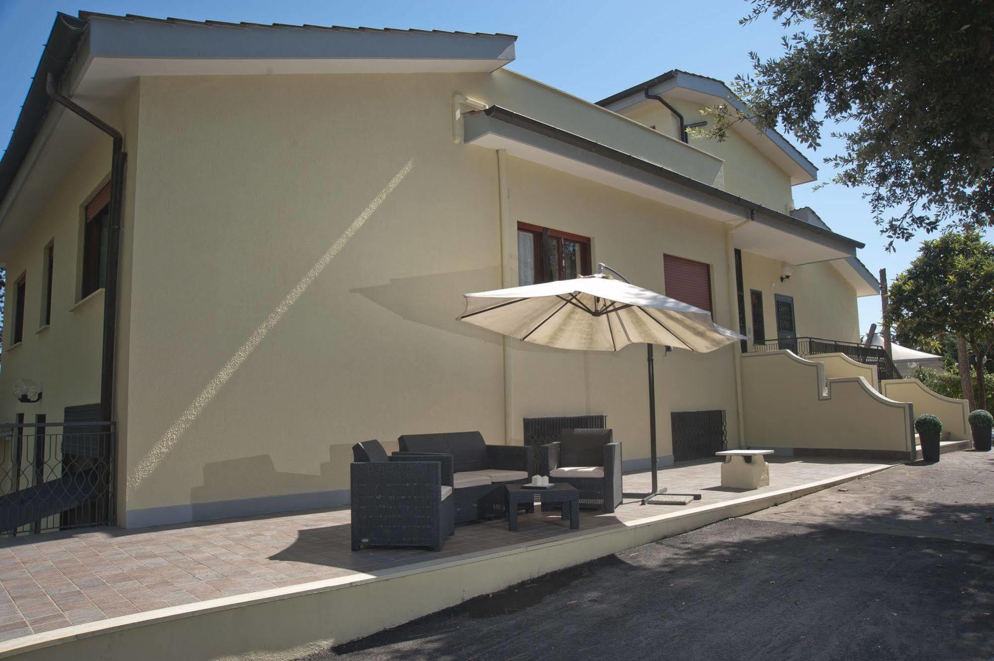 Domus In Viridi Acomodação com café da manhã  2*